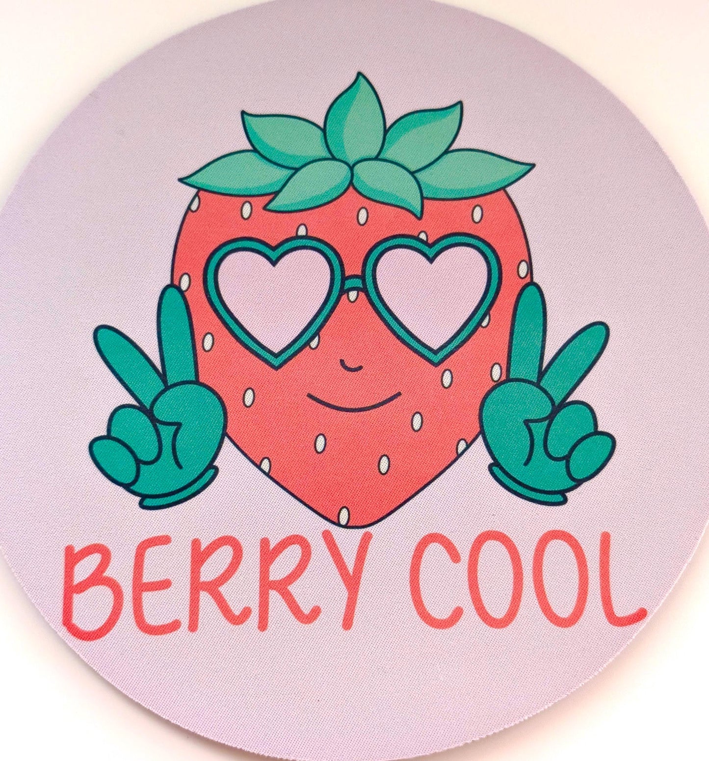 Berry Cool Round Mousepad, Strawberry Design