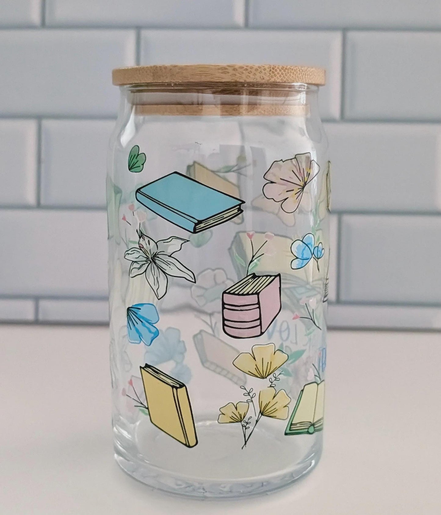 Book Lover Glass Can, Iced Coffee Cup with Bamboo Lid (16oz)