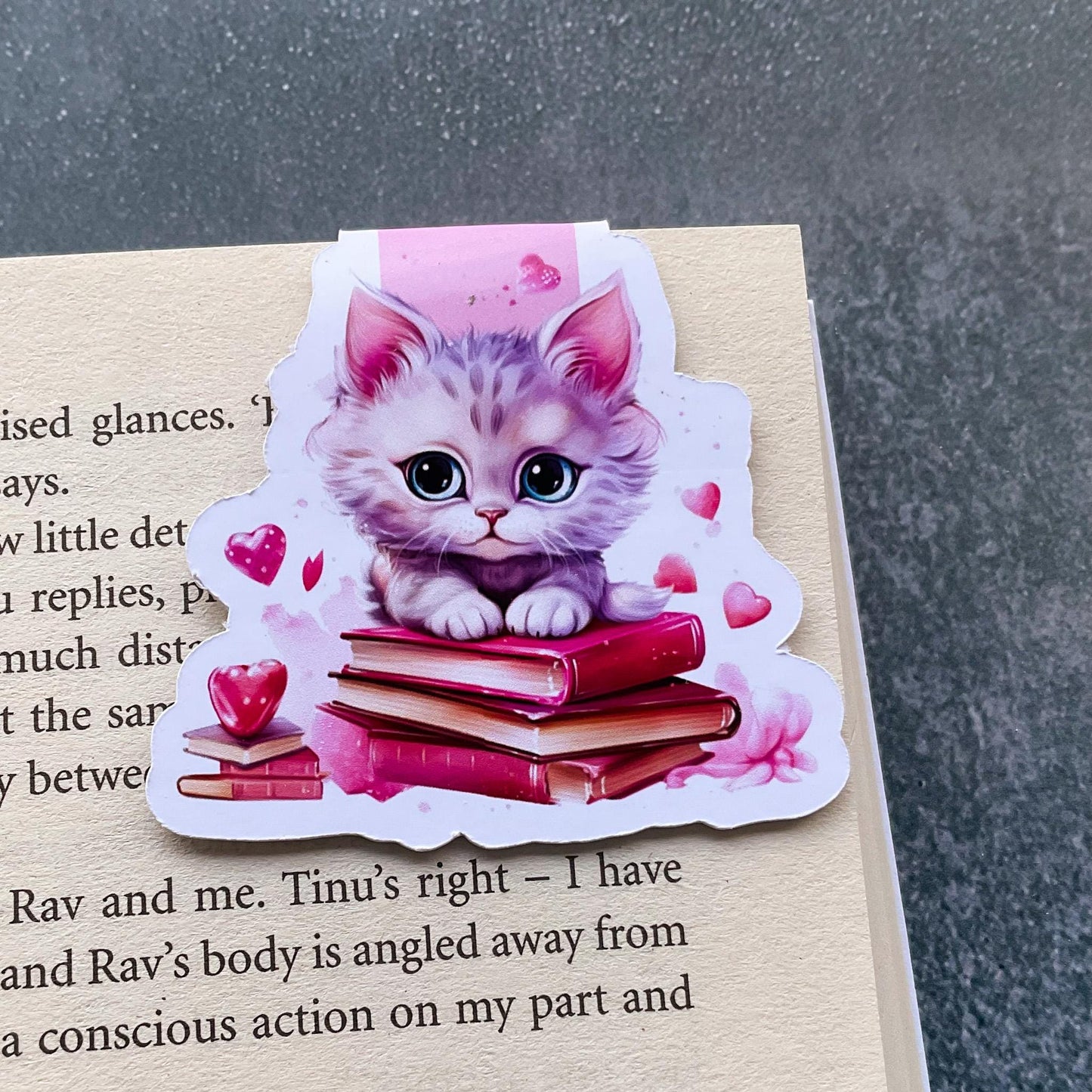 Reading Kitten Magnetic Bookmark